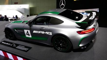 Mercedes AMG GT4