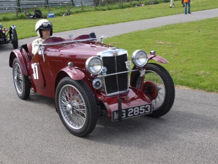 MG Midget J2