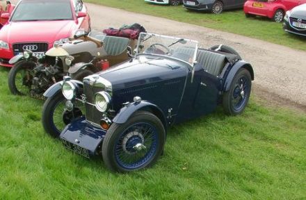 MG Midget J2