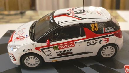 Citroen DS3 R3T.