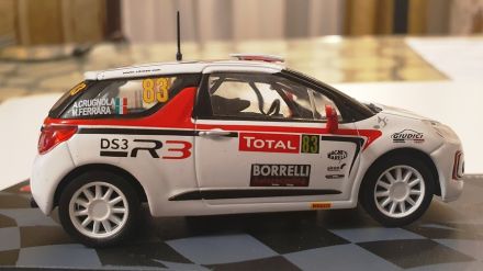 Citroen DS3 R3T.