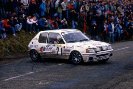 Peugeot 205 GTi 1.9.