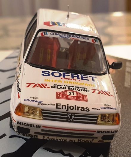 Peugeot 205 GTi 1.9.