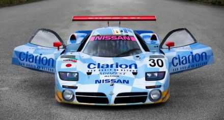 Nissan R390 GT1.