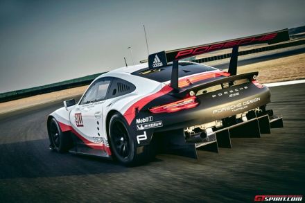 Porsche 911 RSR