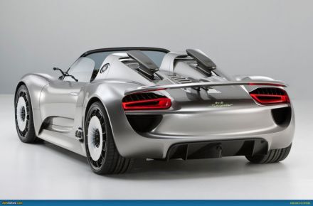 Porsche 918 spyder.